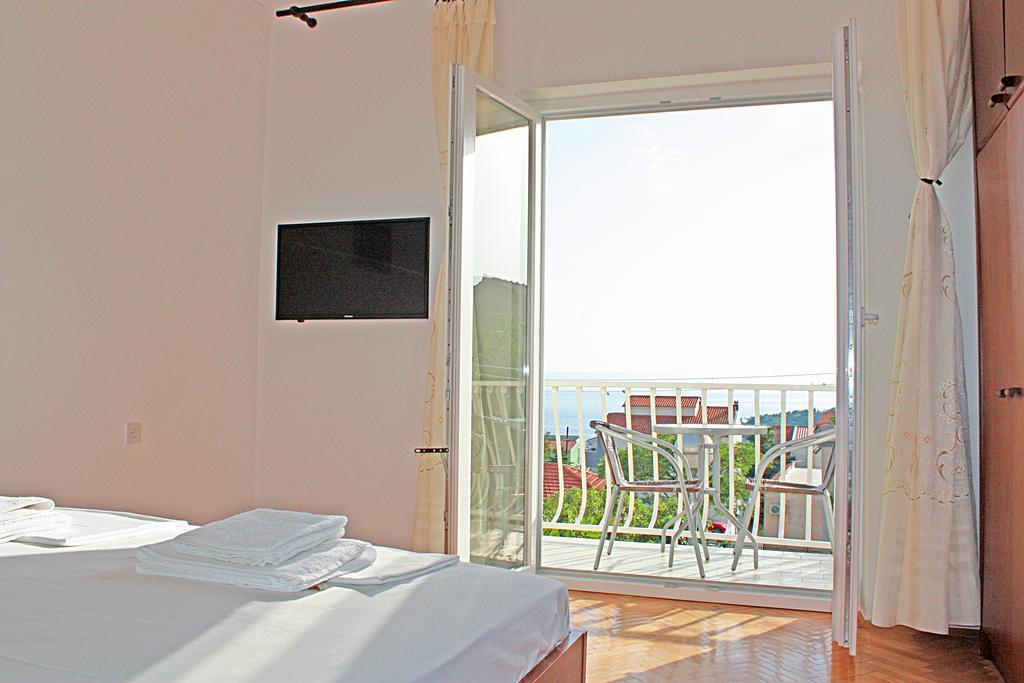 Bougainvillea Apartments Makarska Exterior photo